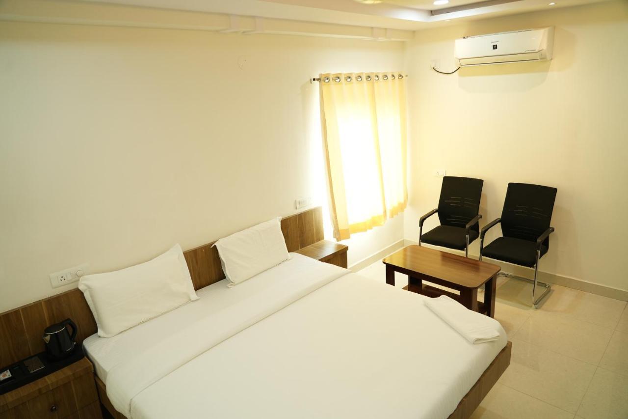 5 Star Grand- Premium Hotel Shamshabad Exterior photo